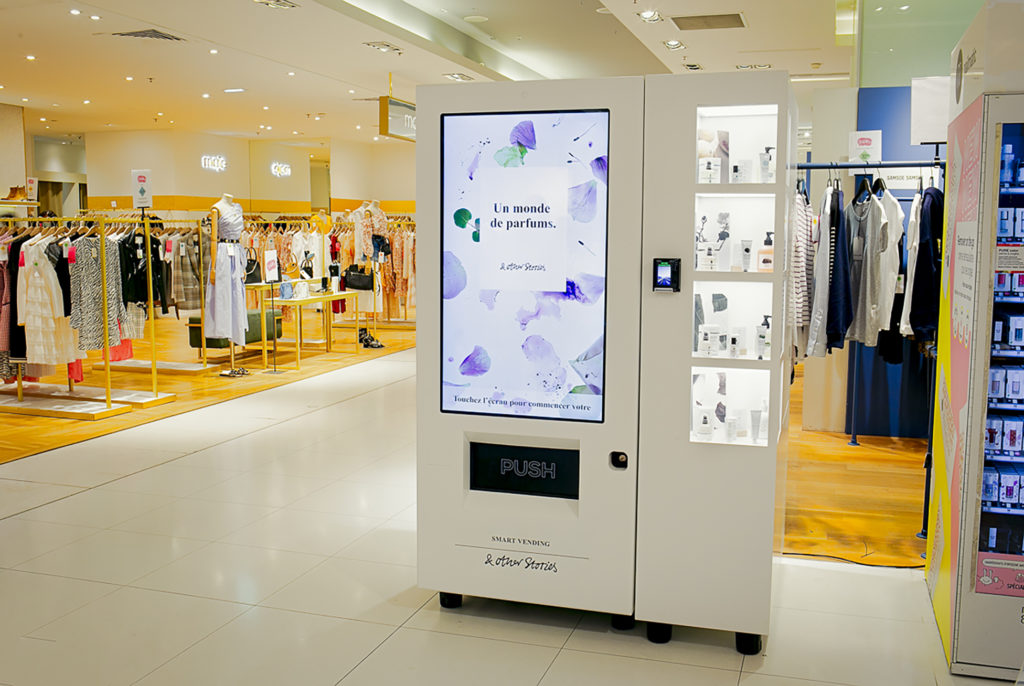 example of a retail display featuring digital and interactive technology such as augmented reality or interactive touch screens